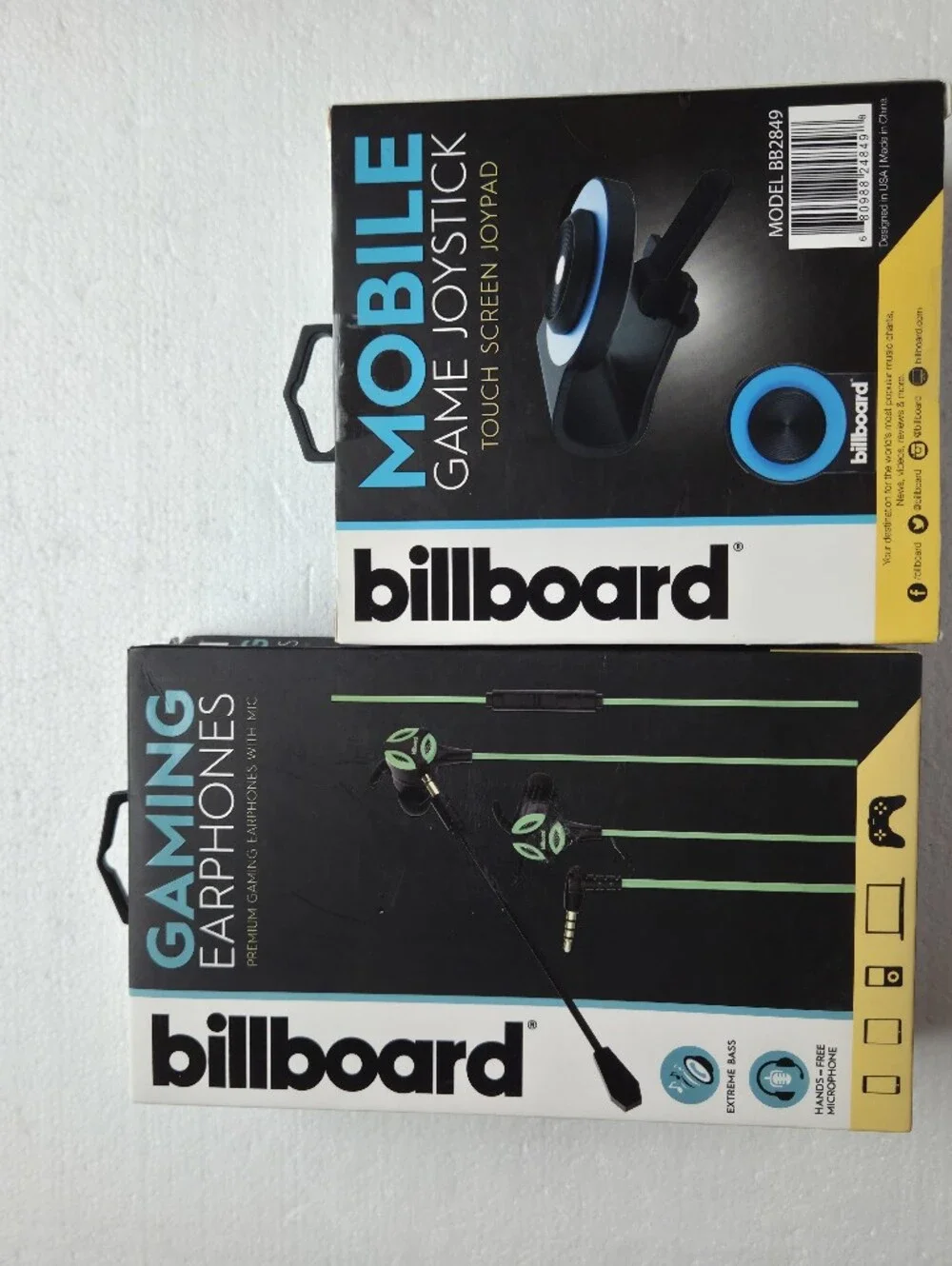 Billboard Mobile Gaming Bundle Earphones & Touch Screen Joystick New